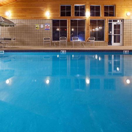 Americinn By Wyndham Anamosa Buitenkant foto