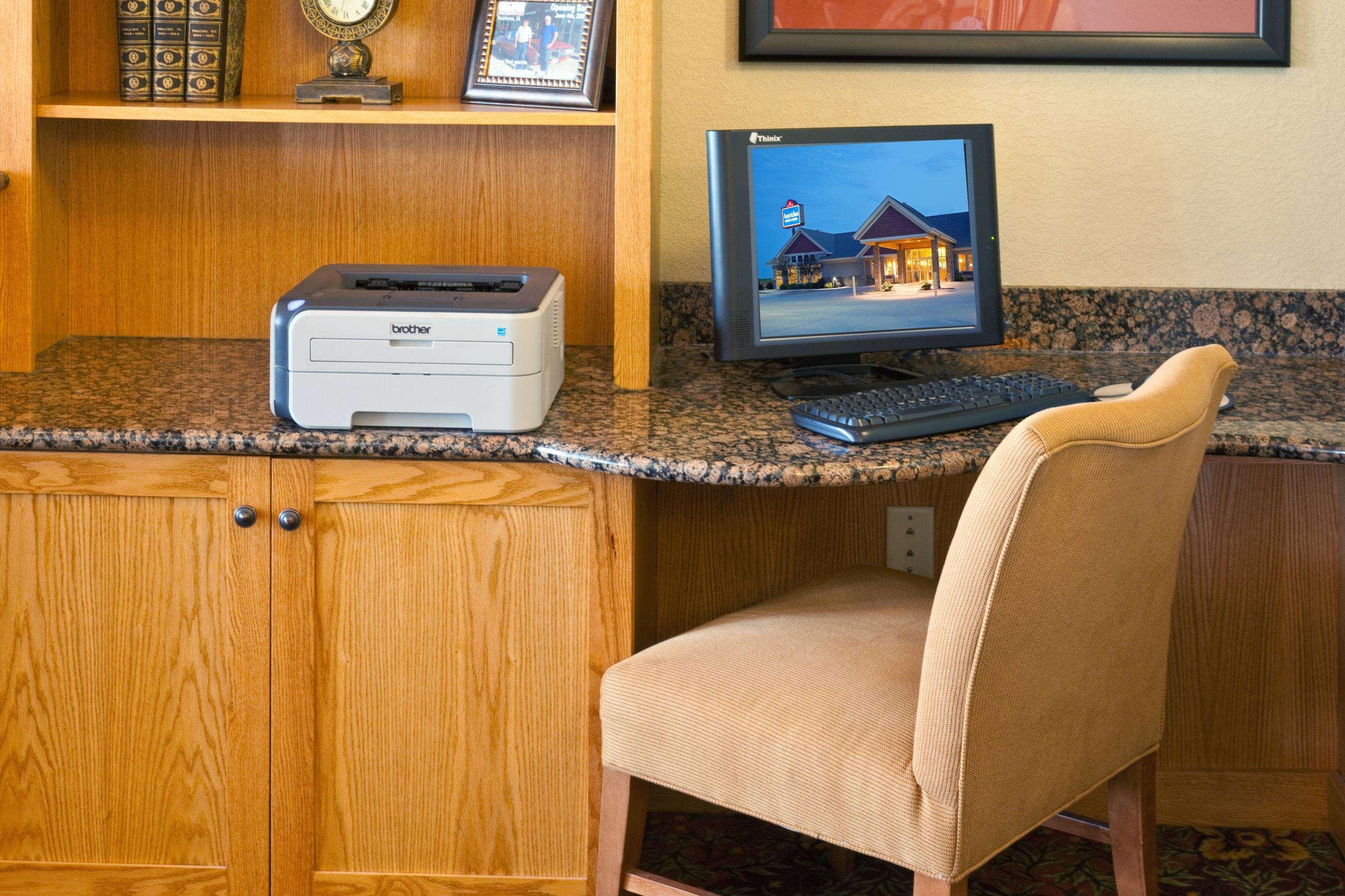 Americinn By Wyndham Anamosa Buitenkant foto