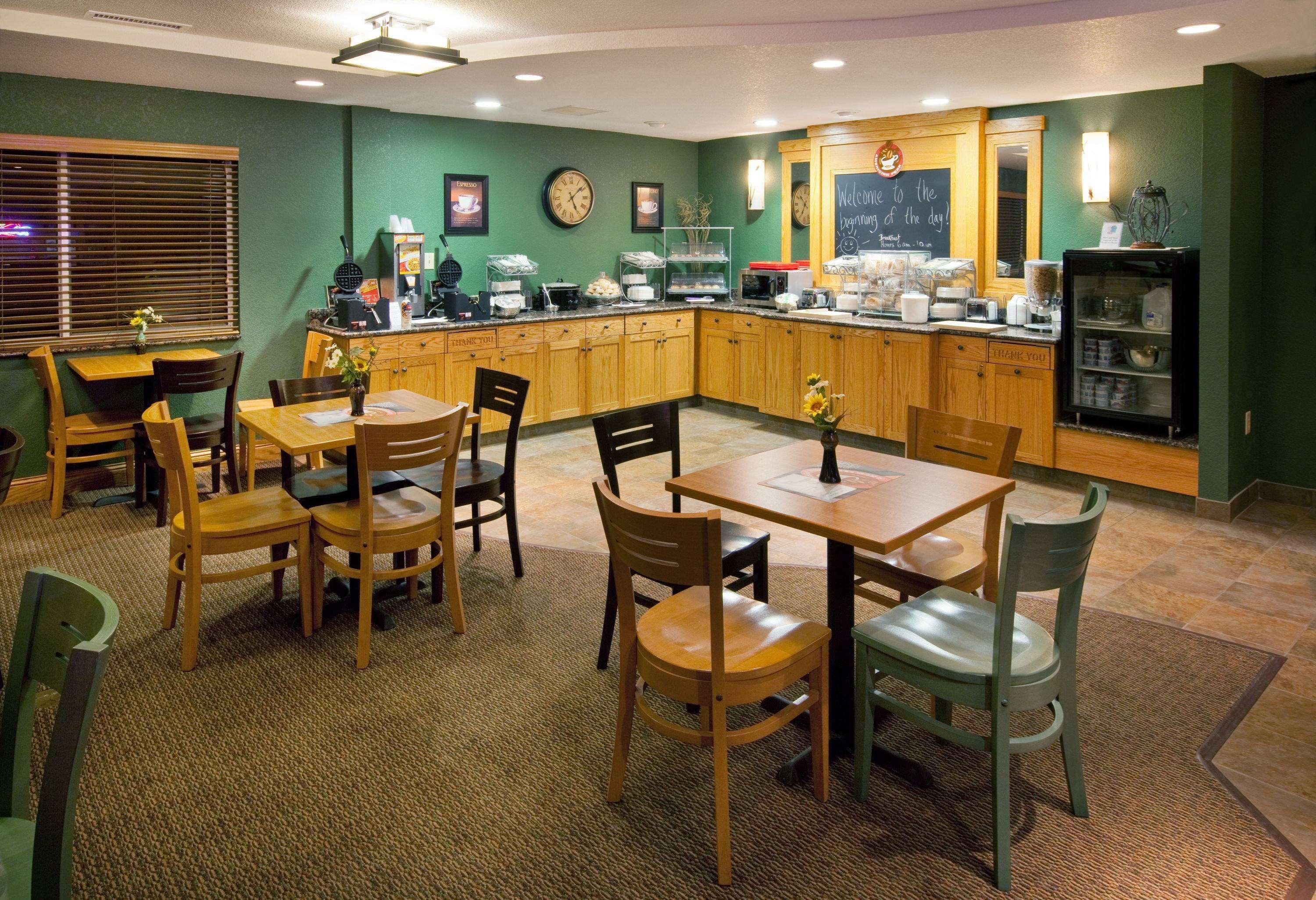 Americinn By Wyndham Anamosa Buitenkant foto